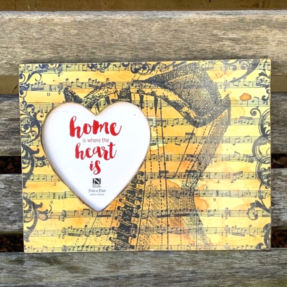 Decoupage picture frame